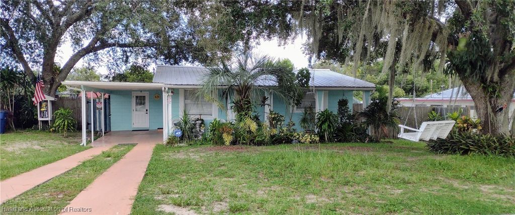 1512 Sunkist Avenue, Sebring, FL 33870