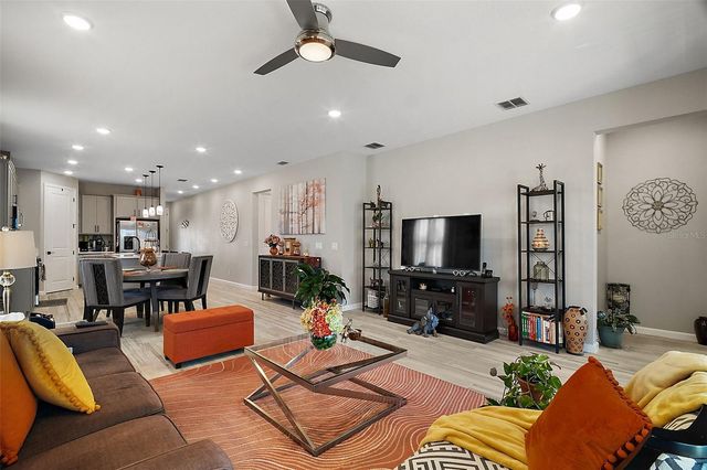 2451 SPRING BREEZE DRIVE, Leesburg, FL 34748