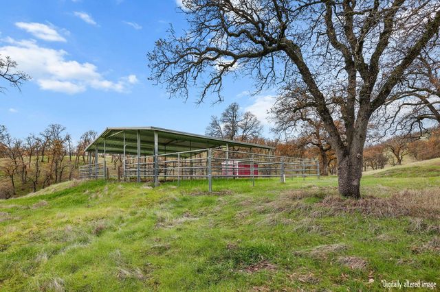 4255 Marcella Road, Igo, CA 96047