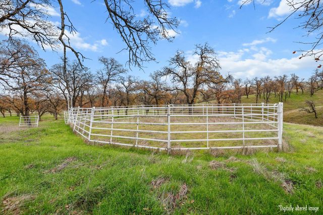 4255 Marcella Road, Igo, CA 96047