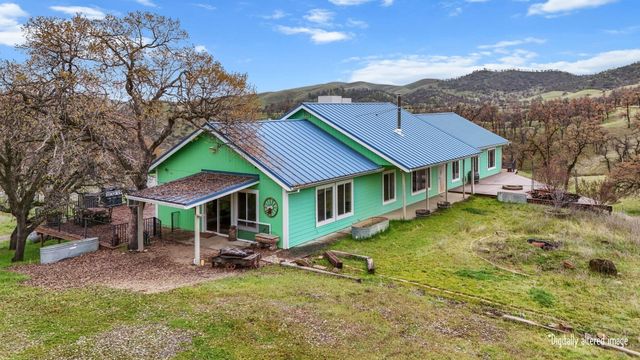 4255 Marcella Road, Igo, CA 96047
