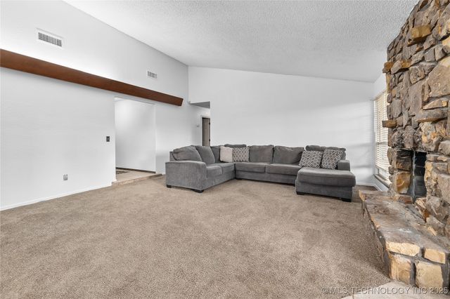 13350 E 34th Street, Tulsa, OK 74134