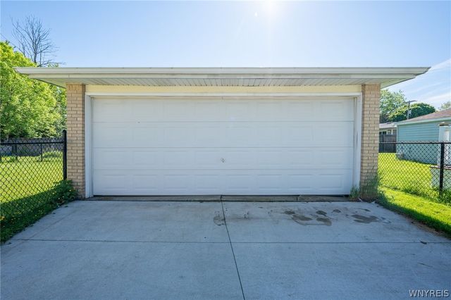 15 Colton Street, Cheektowaga, NY 14206