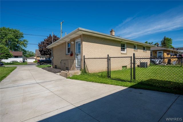 15 Colton Street, Cheektowaga, NY 14206