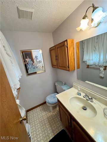 418 Hamilton Avenue NE, Massillon, OH 44646