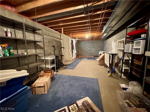 418 Hamilton Avenue NE, Massillon, OH 44646