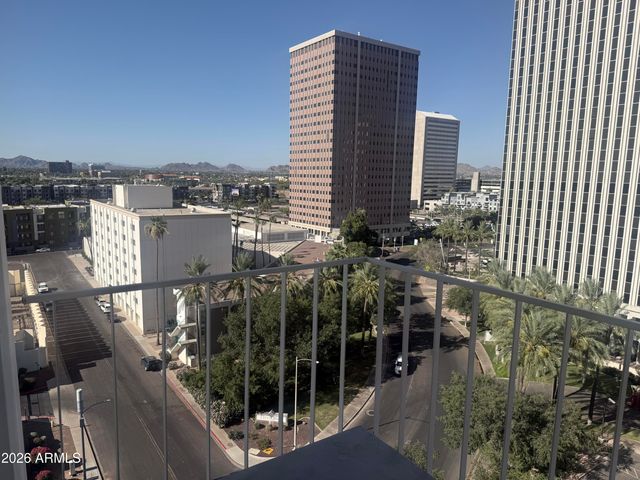 207 W CLARENDON Avenue F10, Phoenix, AZ 85013