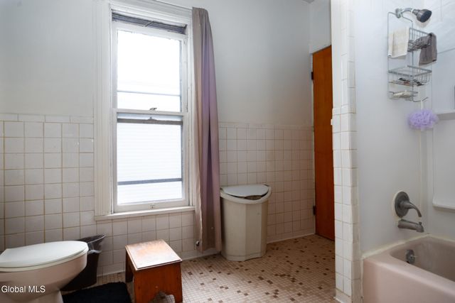 1039 Wendell Avenue, Schenectady, NY 12308