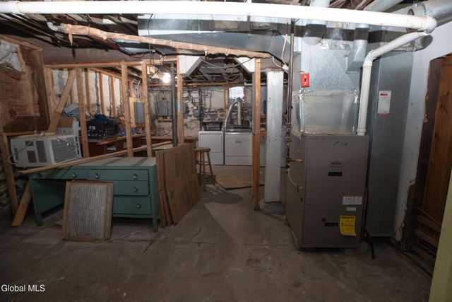 1039 Wendell Avenue, Schenectady, NY 12308