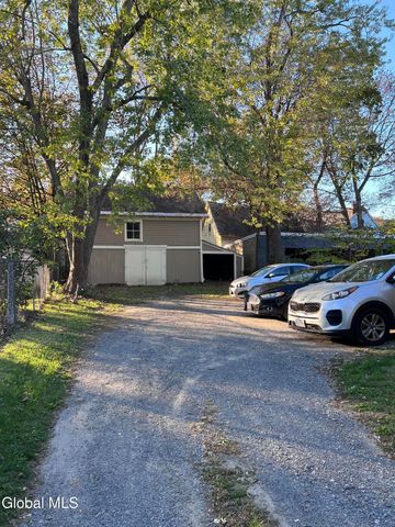 1039 Wendell Avenue, Schenectady, NY 12308