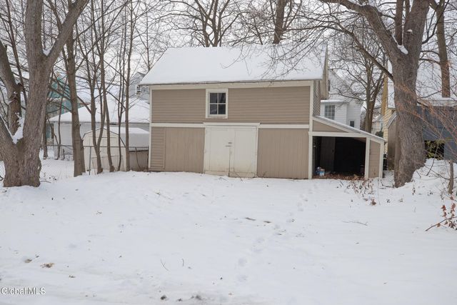 1039 Wendell Avenue, Schenectady, NY 12308