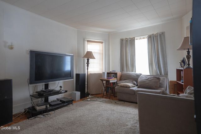 1039 Wendell Avenue, Schenectady, NY 12308