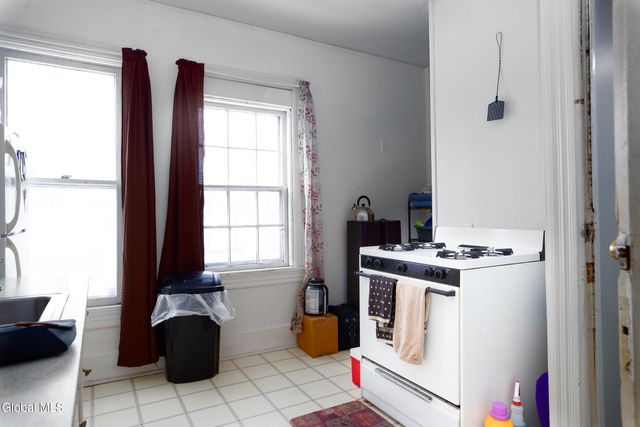 1039 Wendell Avenue, Schenectady, NY 12308