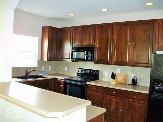 1070 Sedona Pass, Carmel, IN 46280