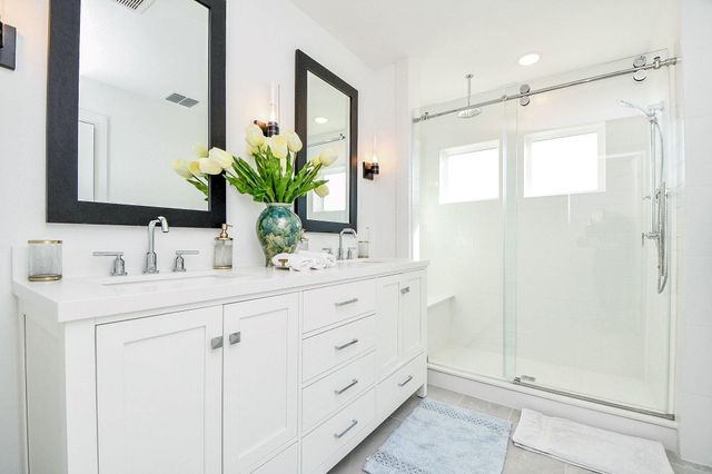 2210 Via Laura, South Houston, TX 77051