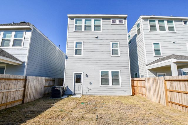 2210 Via Laura, South Houston, TX 77051