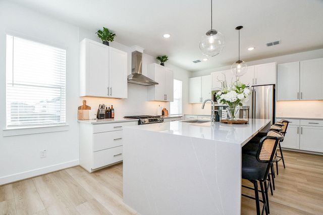 2210 Via Laura, South Houston, TX 77051