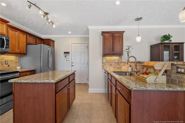 129 Crescent Drive, Raeford, NC 28376