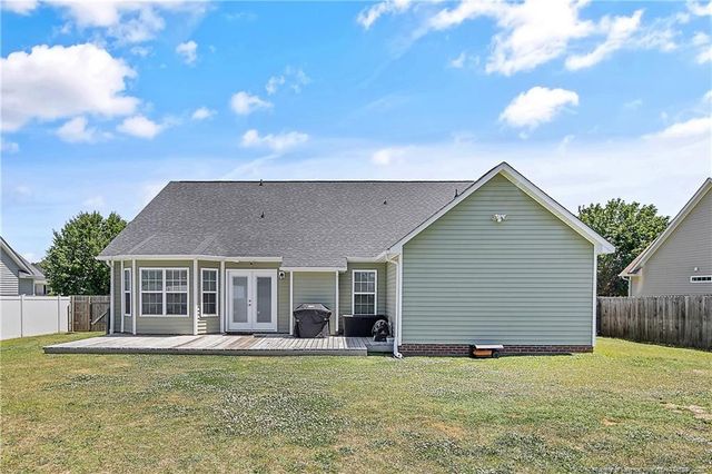 129 Crescent Drive, Raeford, NC 28376