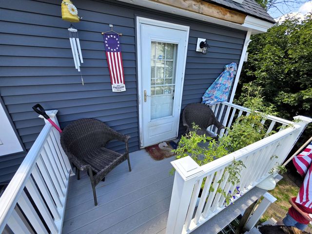 15 Winter Street, Farmington, NH 03835
