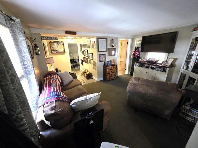 15 Winter Street, Farmington, NH 03835