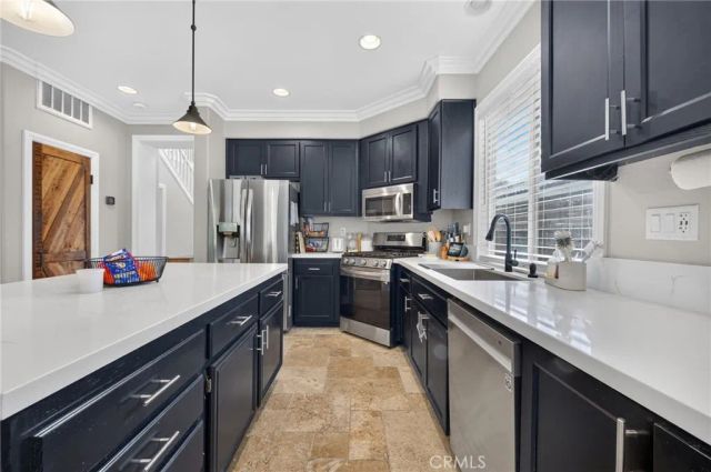 44057 Festivo Street, Temecula, CA 92592