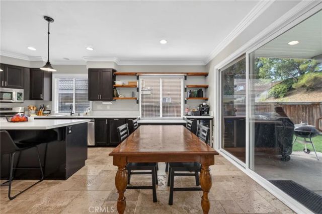 44057 Festivo Street, Temecula, CA 92592