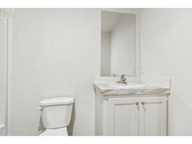 5335 MAIN St 187, Springfield, OR 97478