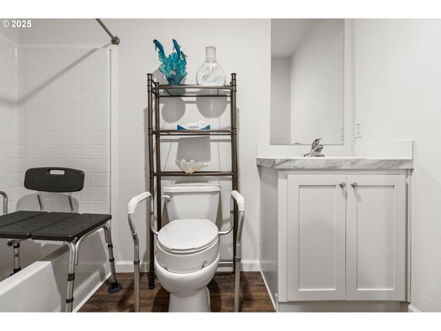 5335 MAIN St 187, Springfield, OR 97478