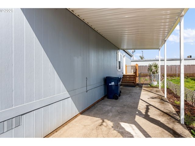 5335 MAIN St 187, Springfield, OR 97478