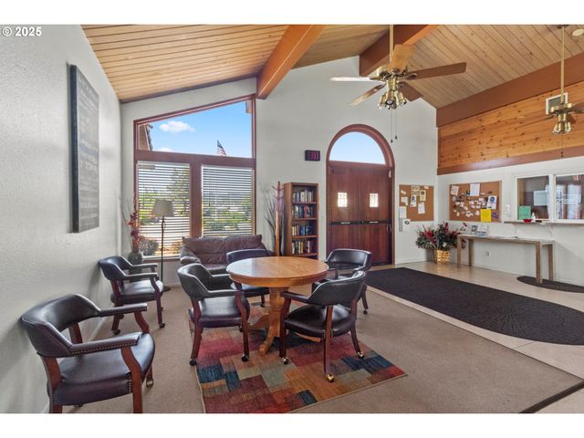 5335 MAIN St 187, Springfield, OR 97478