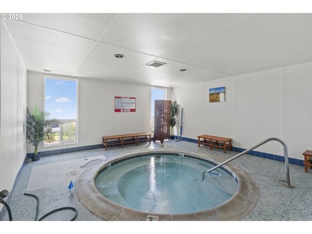 5335 MAIN St 187, Springfield, OR 97478