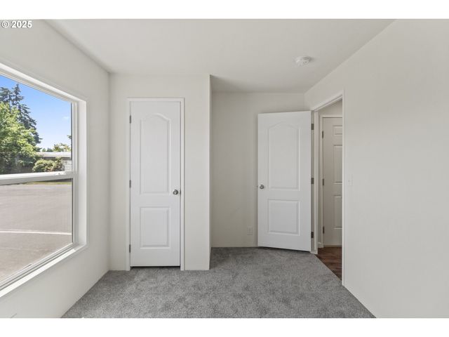 5335 MAIN St 187, Springfield, OR 97478