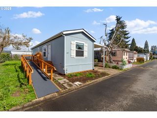 5335 MAIN St 187, Springfield, OR 97478