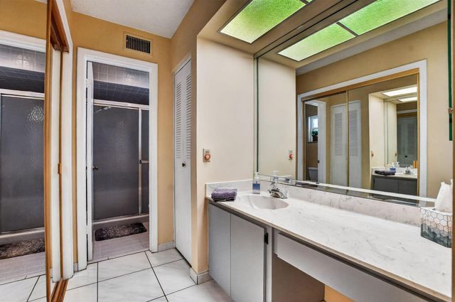 10953 Lake Front Place, Boca Raton, FL 33498