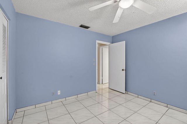 10953 Lake Front Place, Boca Raton, FL 33498