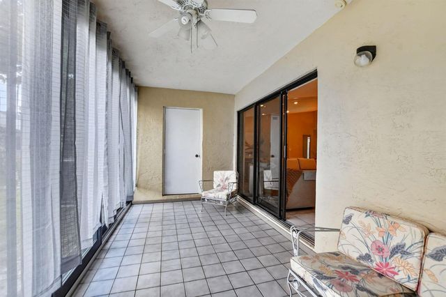 10953 Lake Front Place, Boca Raton, FL 33498