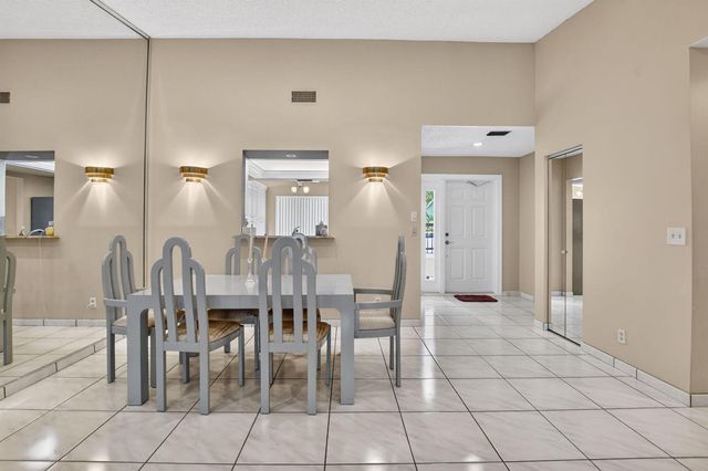 10953 Lake Front Place, Boca Raton, FL 33498