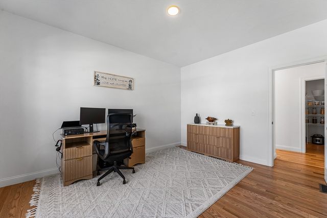 93 Mantell Rd, Uxbridge, MA 01569