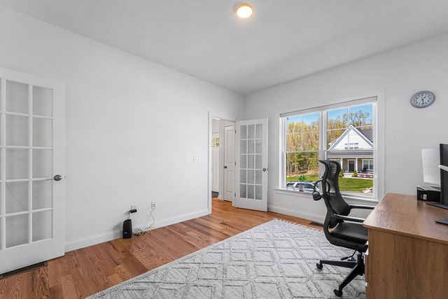 93 Mantell Rd, Uxbridge, MA 01569