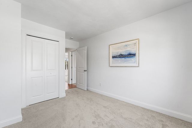 93 Mantell Rd, Uxbridge, MA 01569