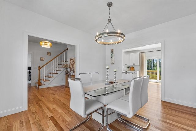93 Mantell Rd, Uxbridge, MA 01569