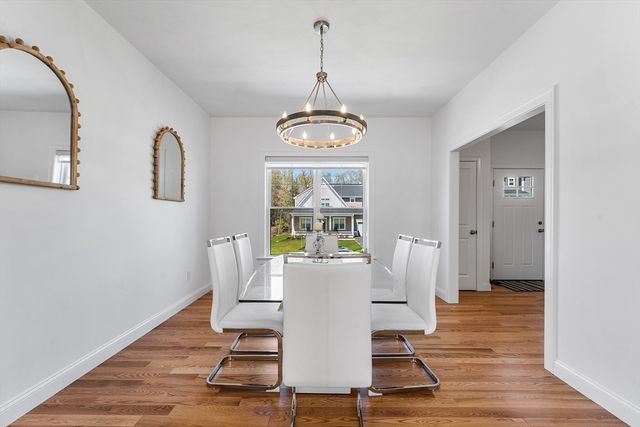 93 Mantell Rd, Uxbridge, MA 01569