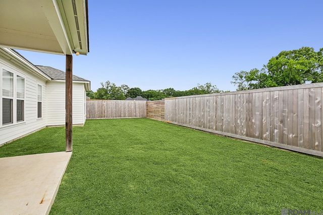19032 Merchants Trail Ave, Baton Rouge, LA 70817