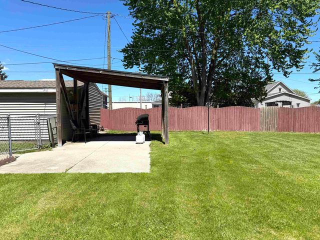 405 Campbell Street, Bay City, MI 48708