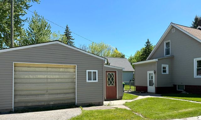 405 Campbell Street, Bay City, MI 48708