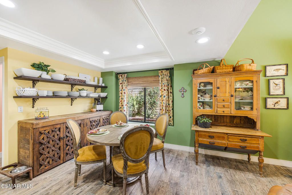 Image 24 of property listing at 13954 Keisha Drive, Moorpark, CA 93021