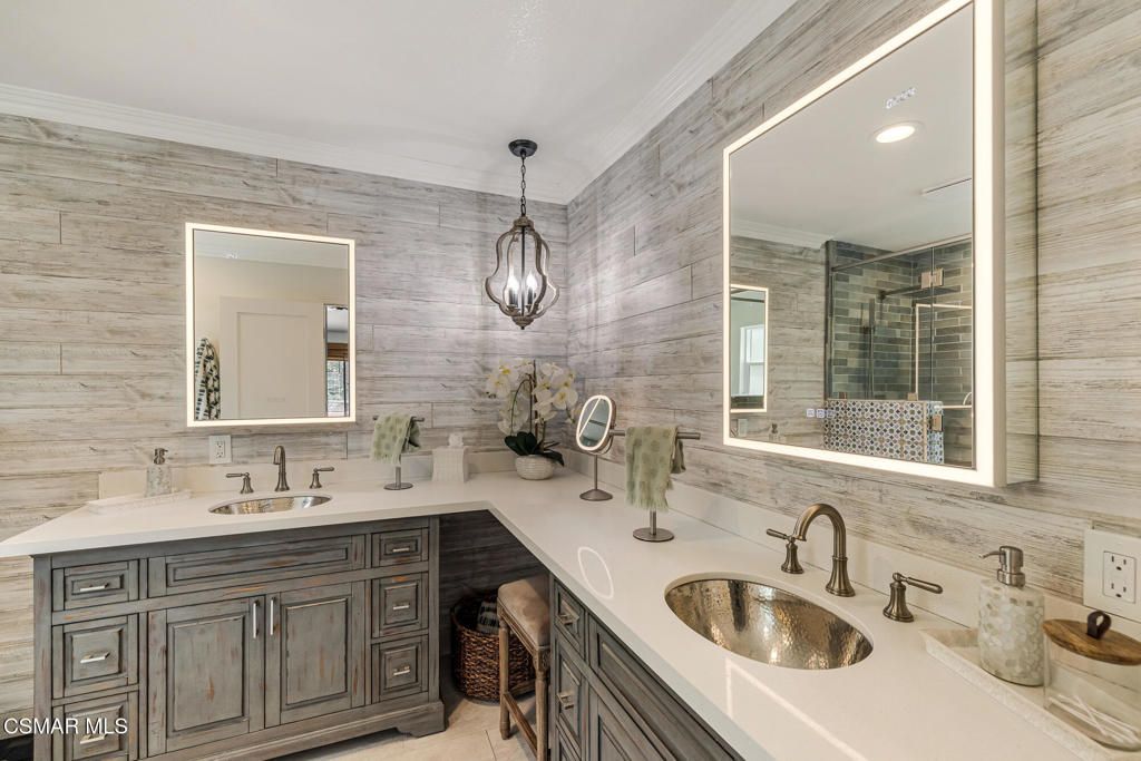 Image 34 of property listing at 13954 Keisha Drive, Moorpark, CA 93021