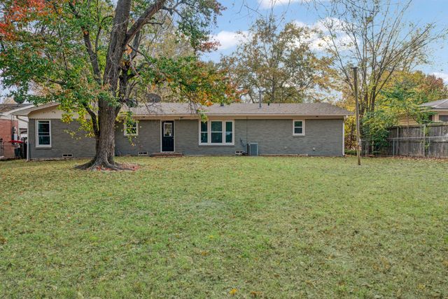 2025 Cedar Street, Paris, TX 75460