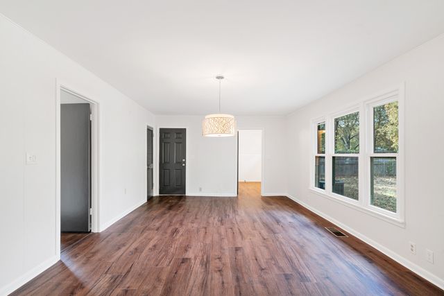 2025 Cedar Street, Paris, TX 75460